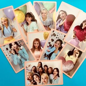 Twice photocard set.